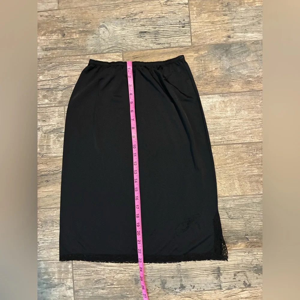Women’s VTG Kayser sz M black lace trim floral embroidered slip midi skirt - Picture 7 of 7